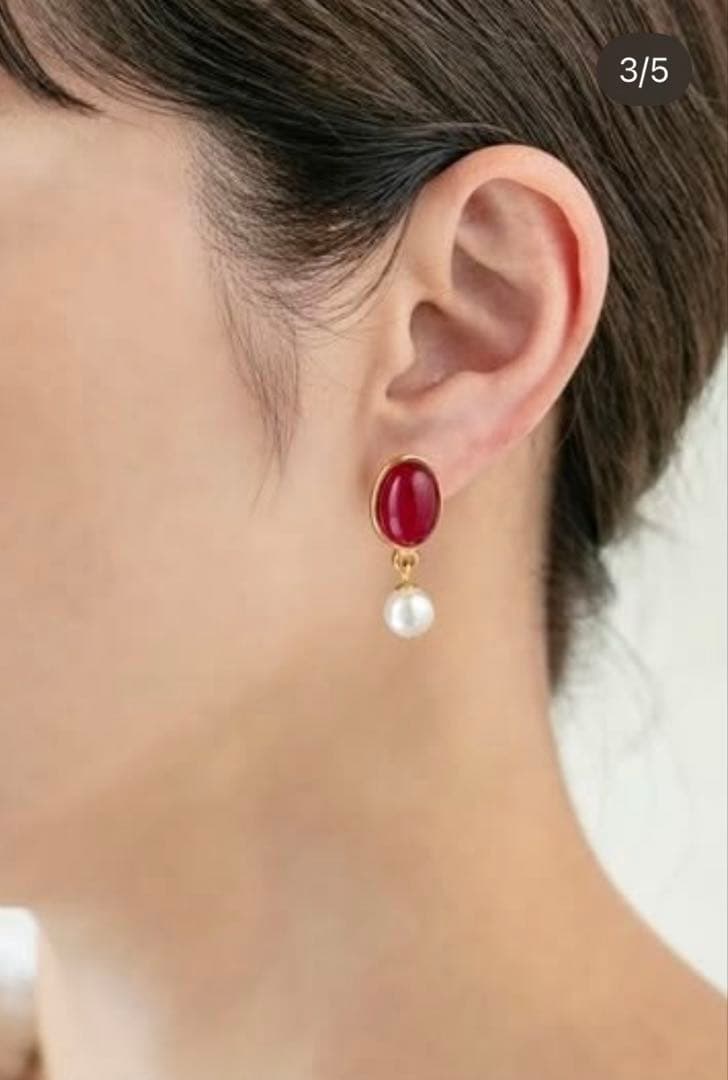 セシルエジャンヌ　ヴィンテージガラスピアス　ルージュ