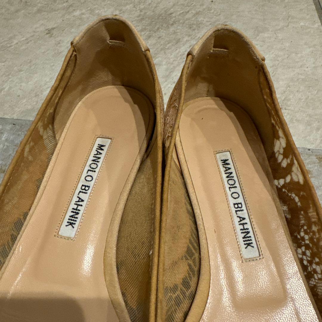 マノロブラニク ハンギシ フラット レース