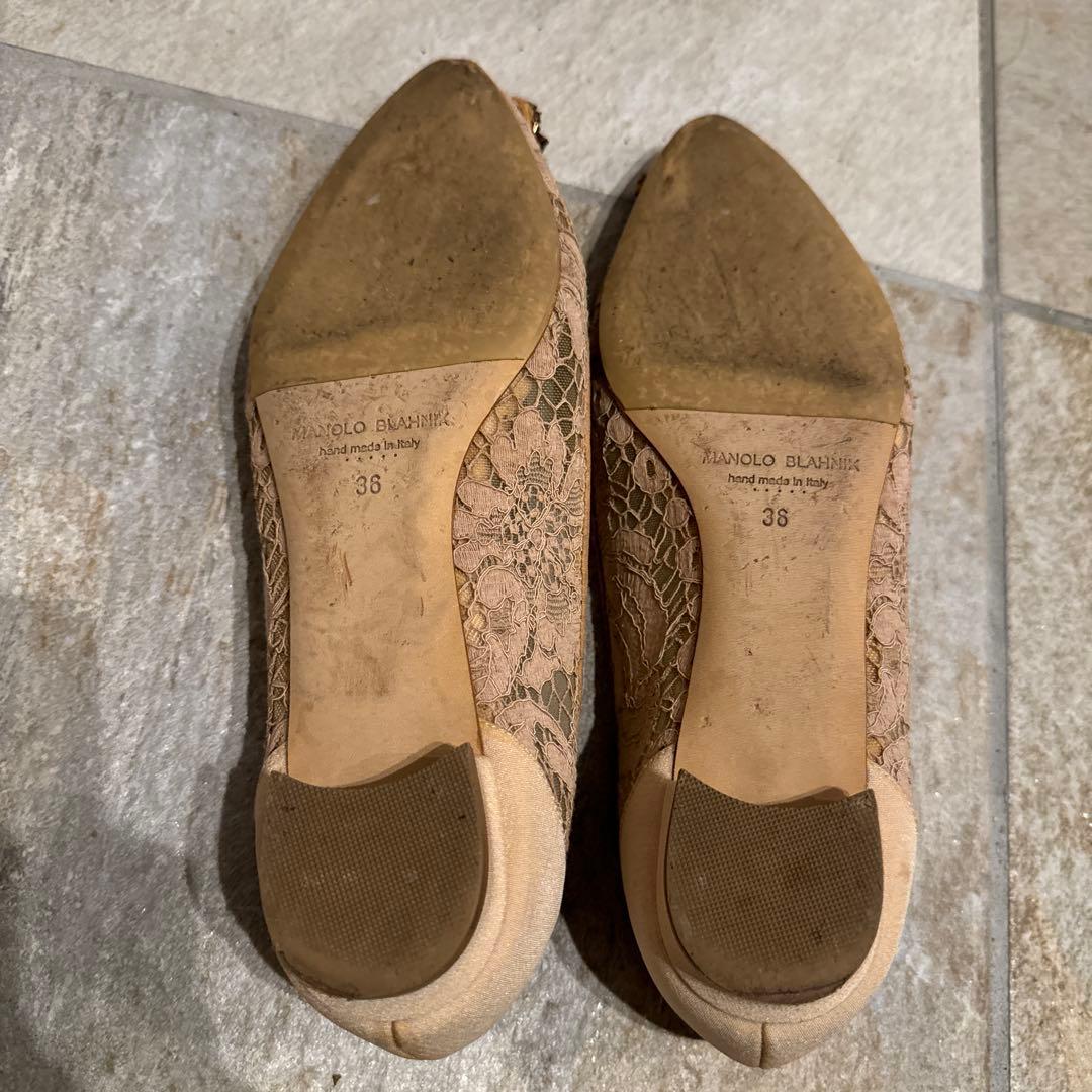 マノロブラニク ハンギシ フラット レース