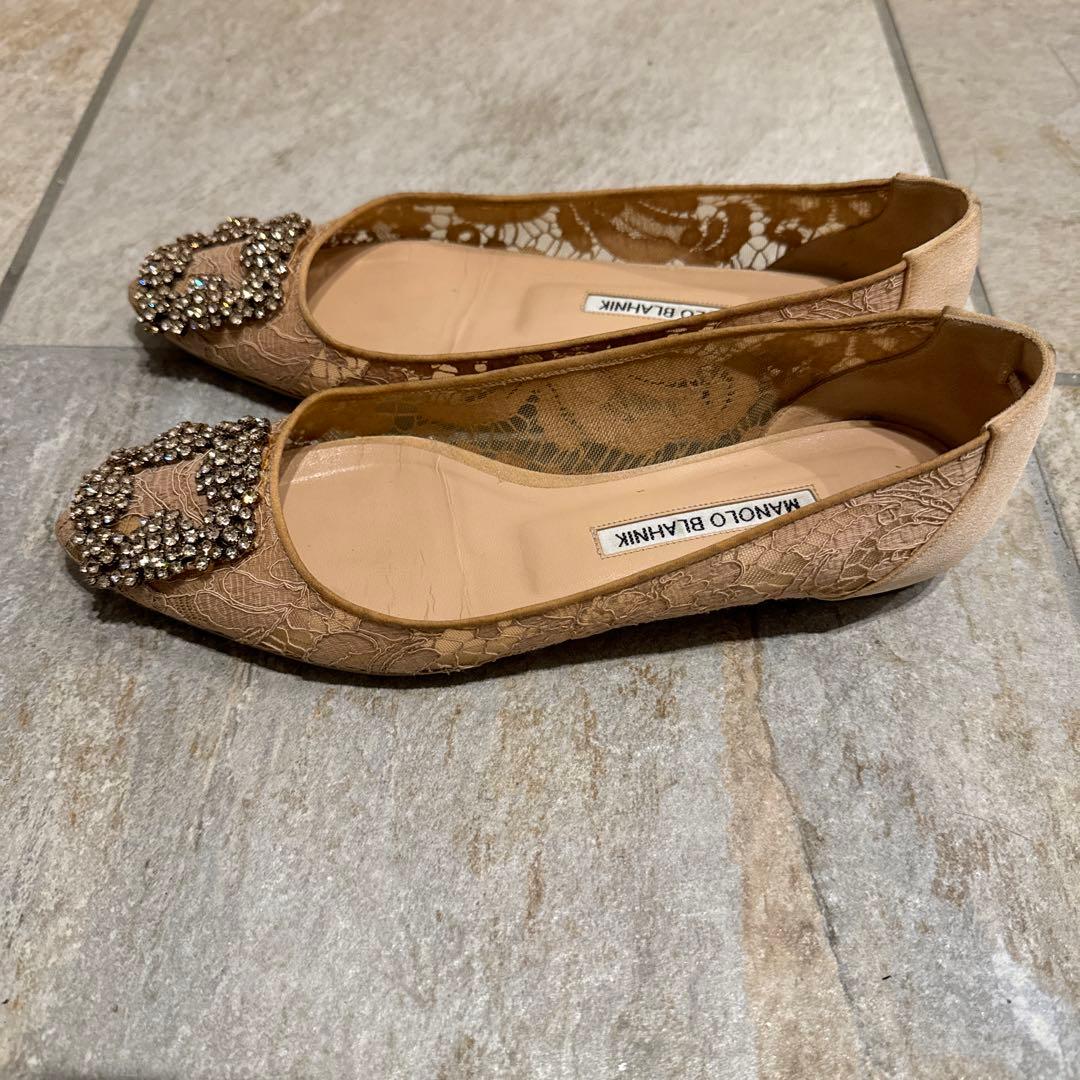 マノロブラニク ハンギシ フラット レース