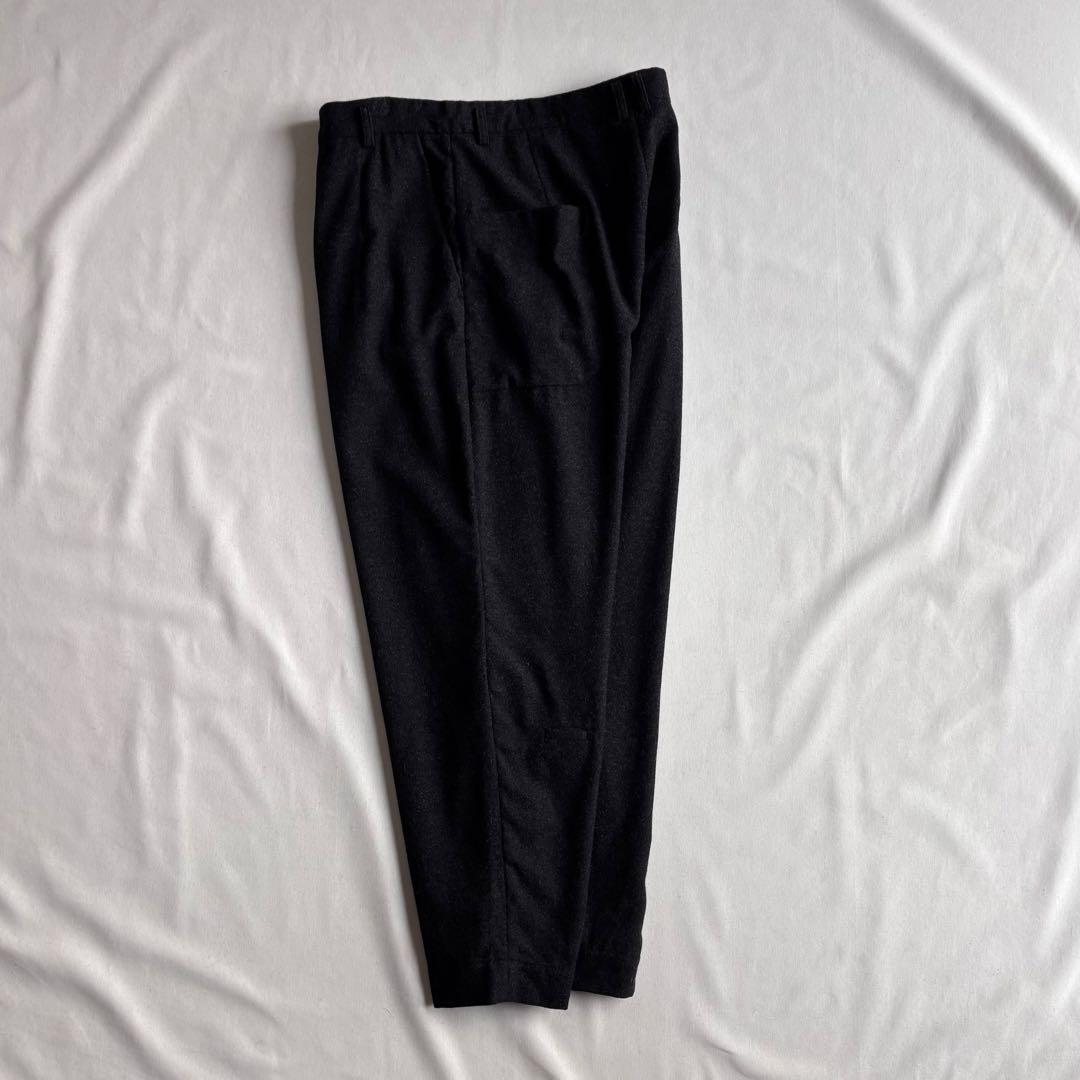 パンツ Dulcamara asymmetry pocket wool slacks