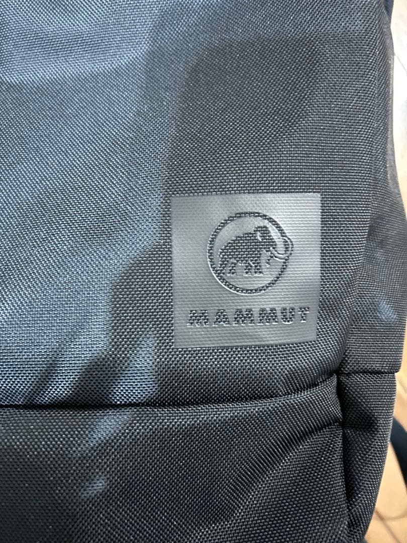 マムート MAMMUT エクセロン25 XERON25 ビジネス〜タウンユース