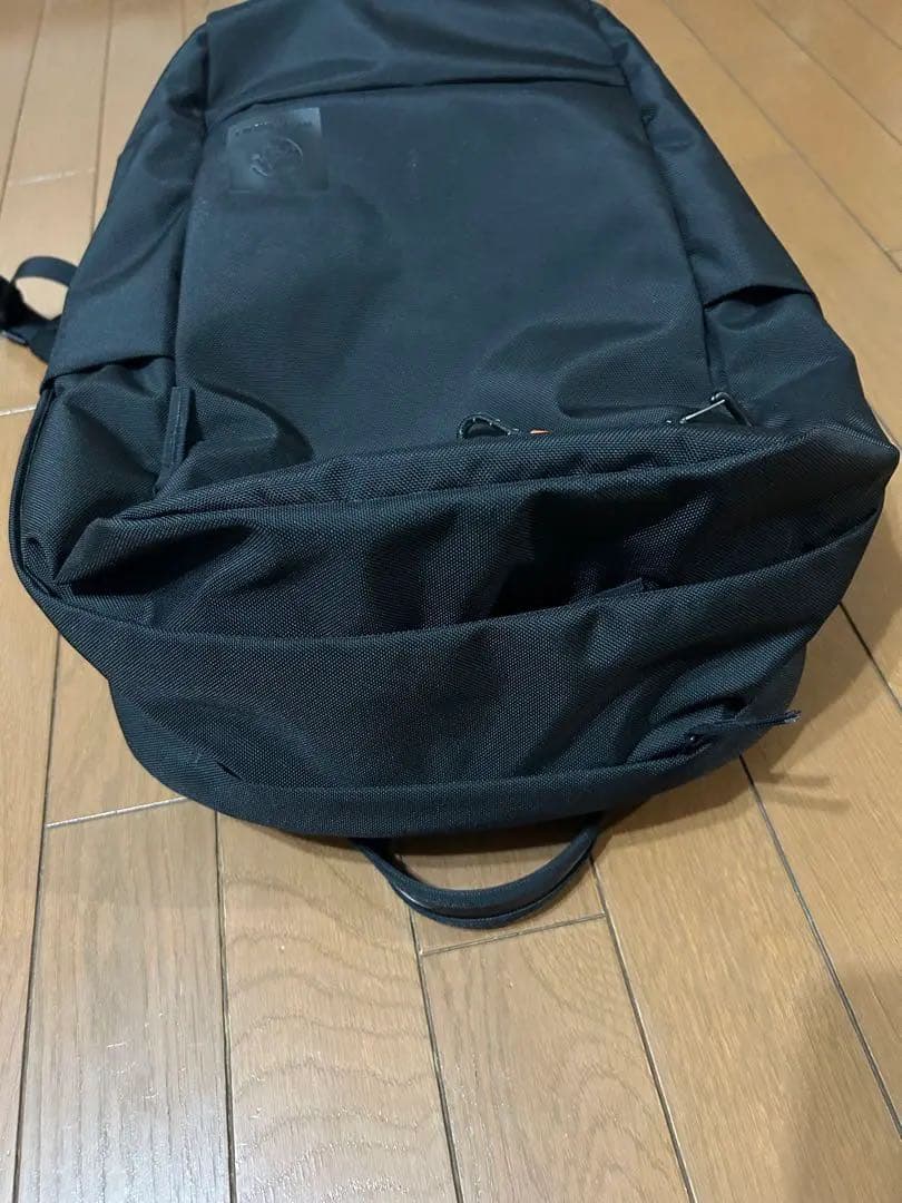 マムート MAMMUT エクセロン25 XERON25 ビジネス〜タウンユース