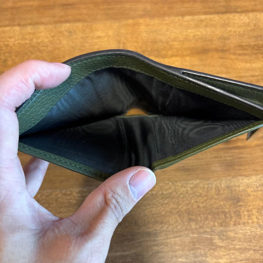 【美品】GUCCI 日本限定モデル 二つ折り財布 オリーブグリーン