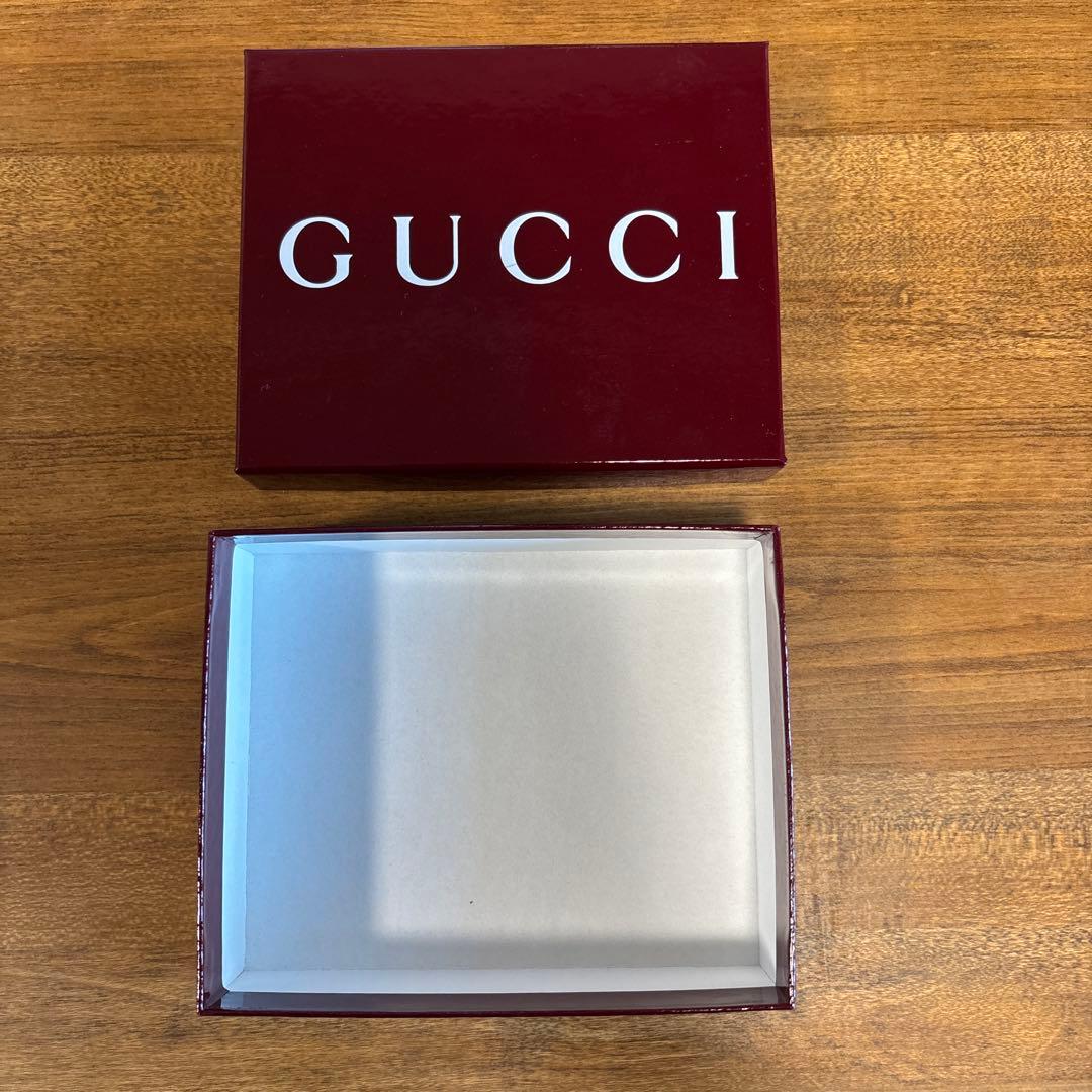 【美品】GUCCI 日本限定モデル 二つ折り財布 オリーブグリーン