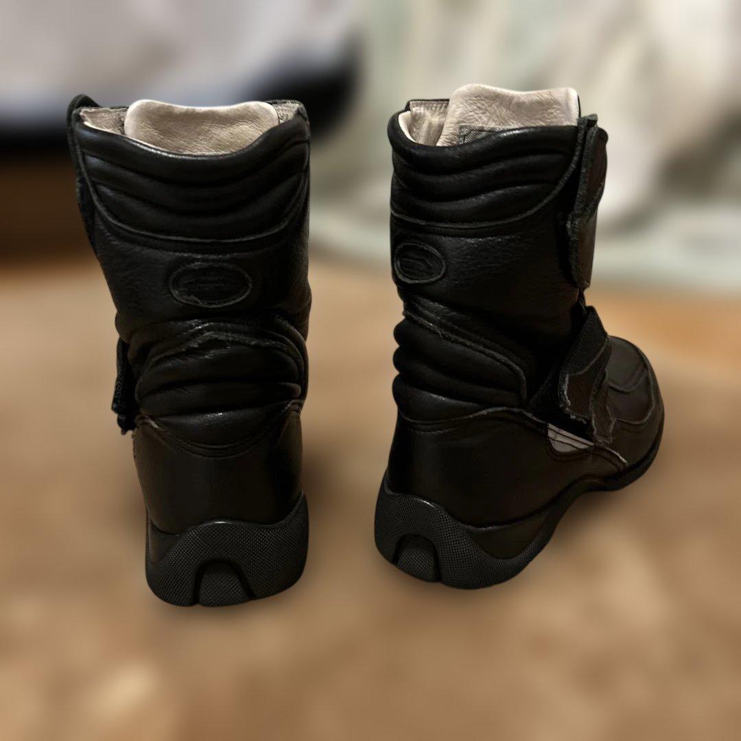 クシタニ レザーブーツ