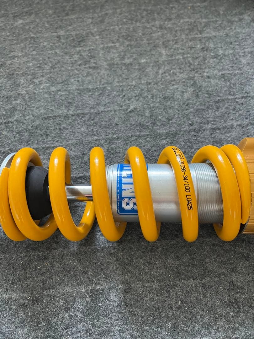 Z900RS cafe用OHLINS KA739リアショック