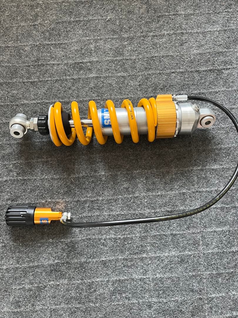 Z900RS cafe用OHLINS KA739リアショック