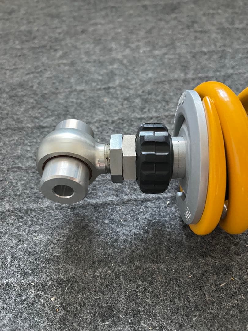 Z900RS cafe用OHLINS KA739リアショック