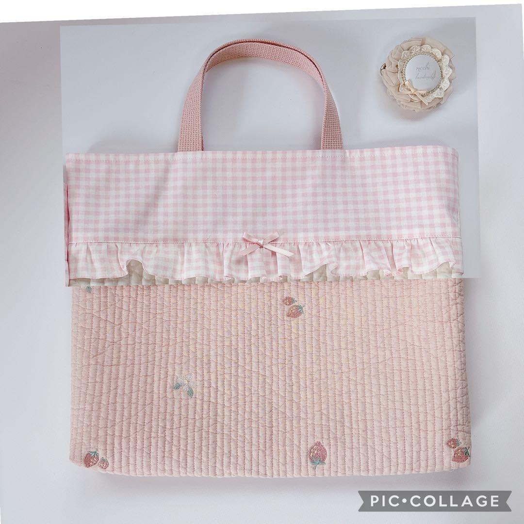 akiko様　レッスンバッグ　上履き袋　体操着袋　ヌビ　キルト　いちご　刺繍生地