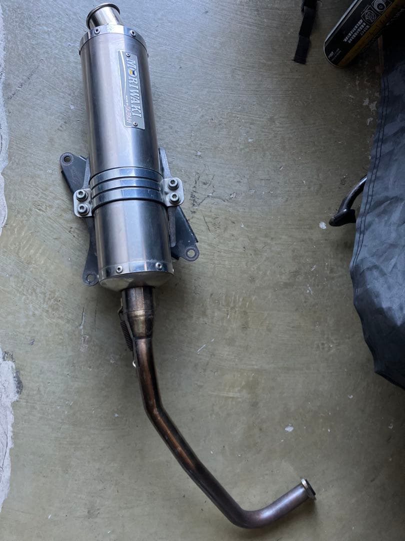 PCX MORIWAKI マフラー