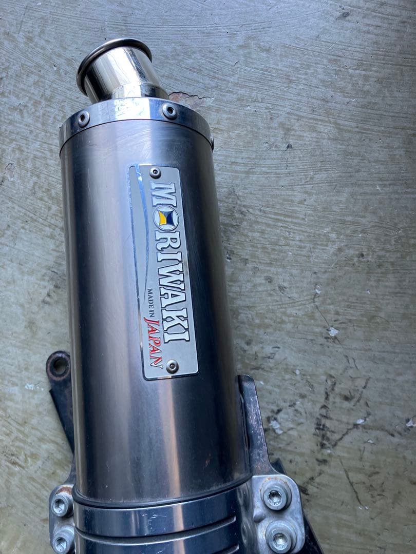 PCX MORIWAKI マフラー