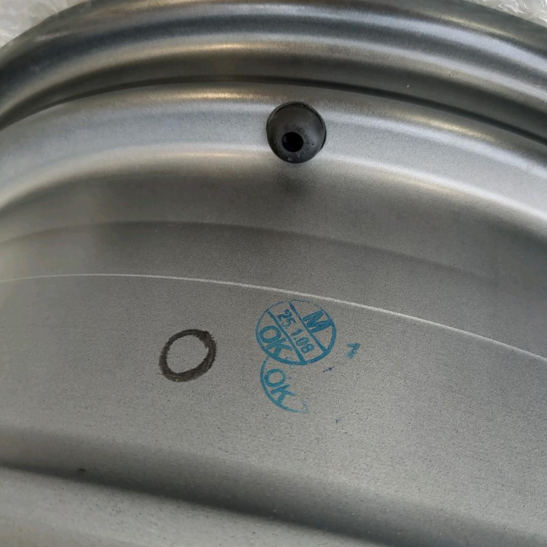 *1（4本で69,000円送料込）８０系ハリアーGグレード純正アルミホイール