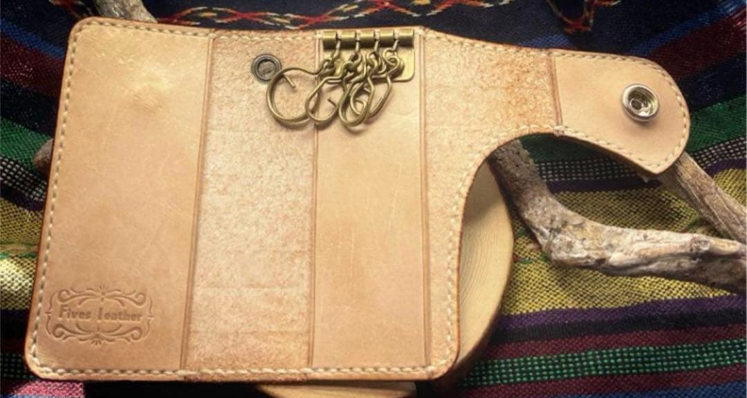 みう様オーダー　レザーカービング 2点