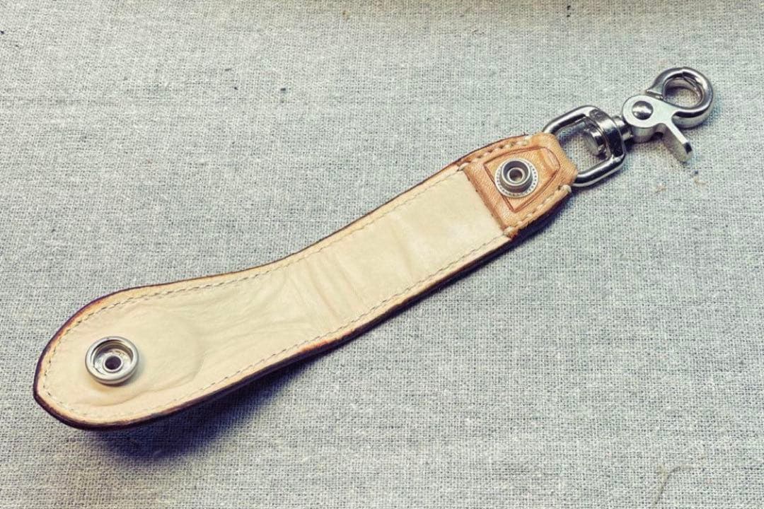 みう様オーダー　レザーカービング 2点