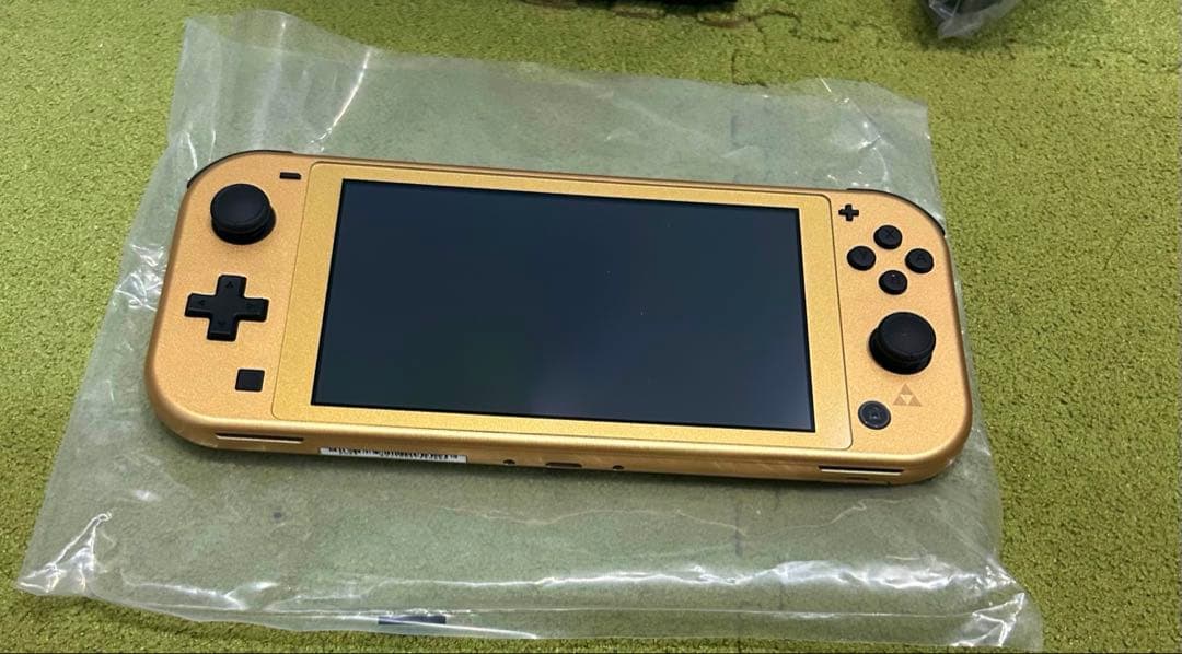 未使用品Nintendo Switch Lite ハイラルエディション