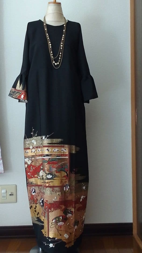 着物リメイクワンピース 留袖ドレス屏風絵 落款あり作家物