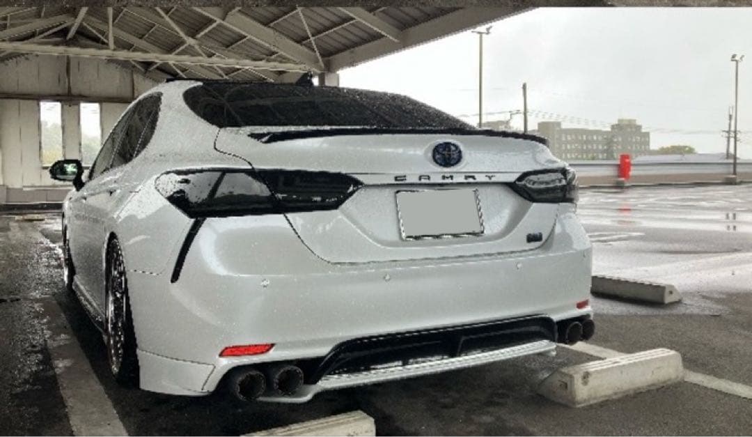 たっきゅんカムリ フジツボ4本だしマフラー