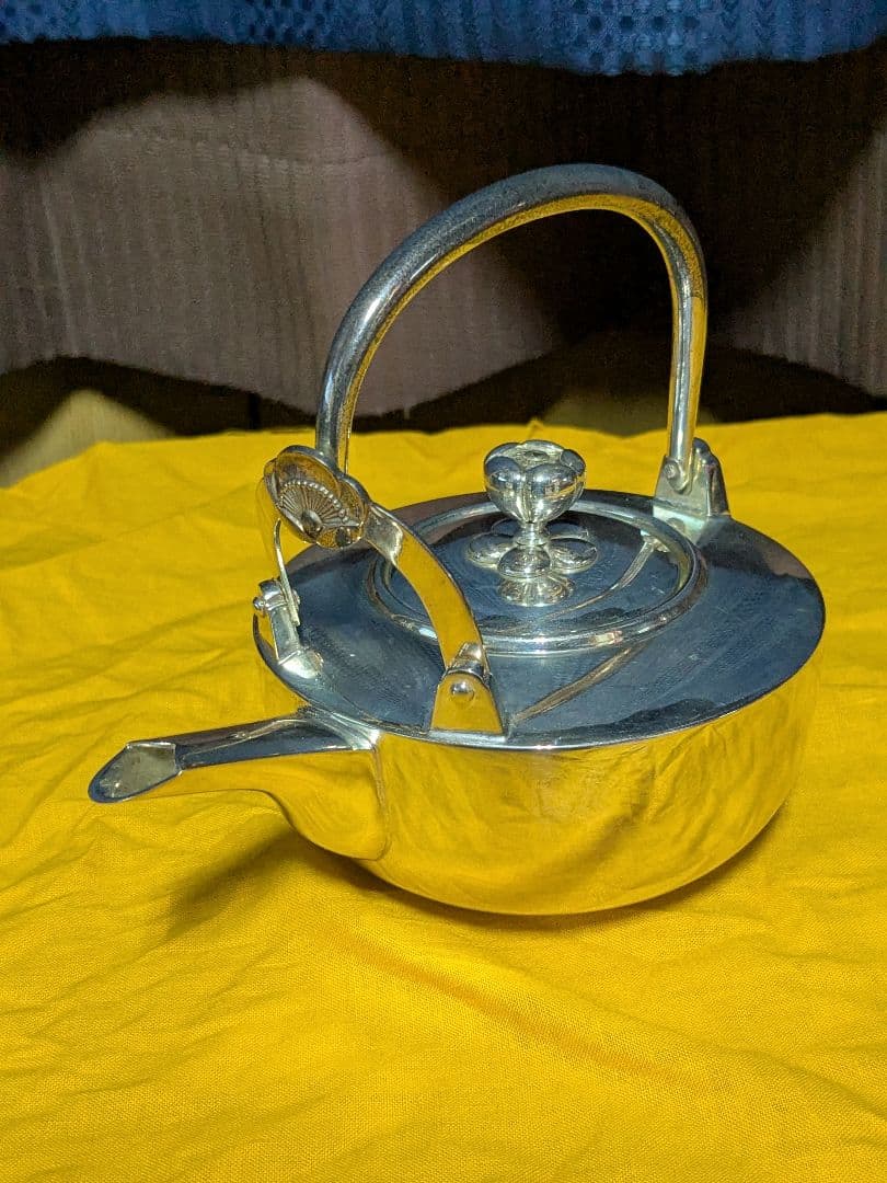 銀製工芸品、お屠蘇器、美品、重量228.81グラム5月10日限り値下げします