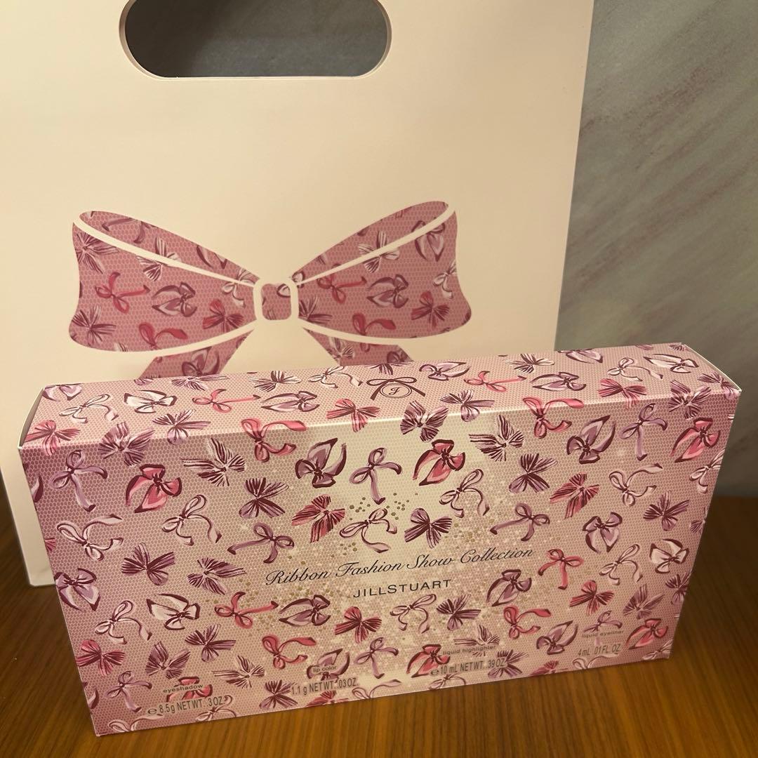 ジルスチュアート　リボンファッションショー コレクション　クリスマスコフレ