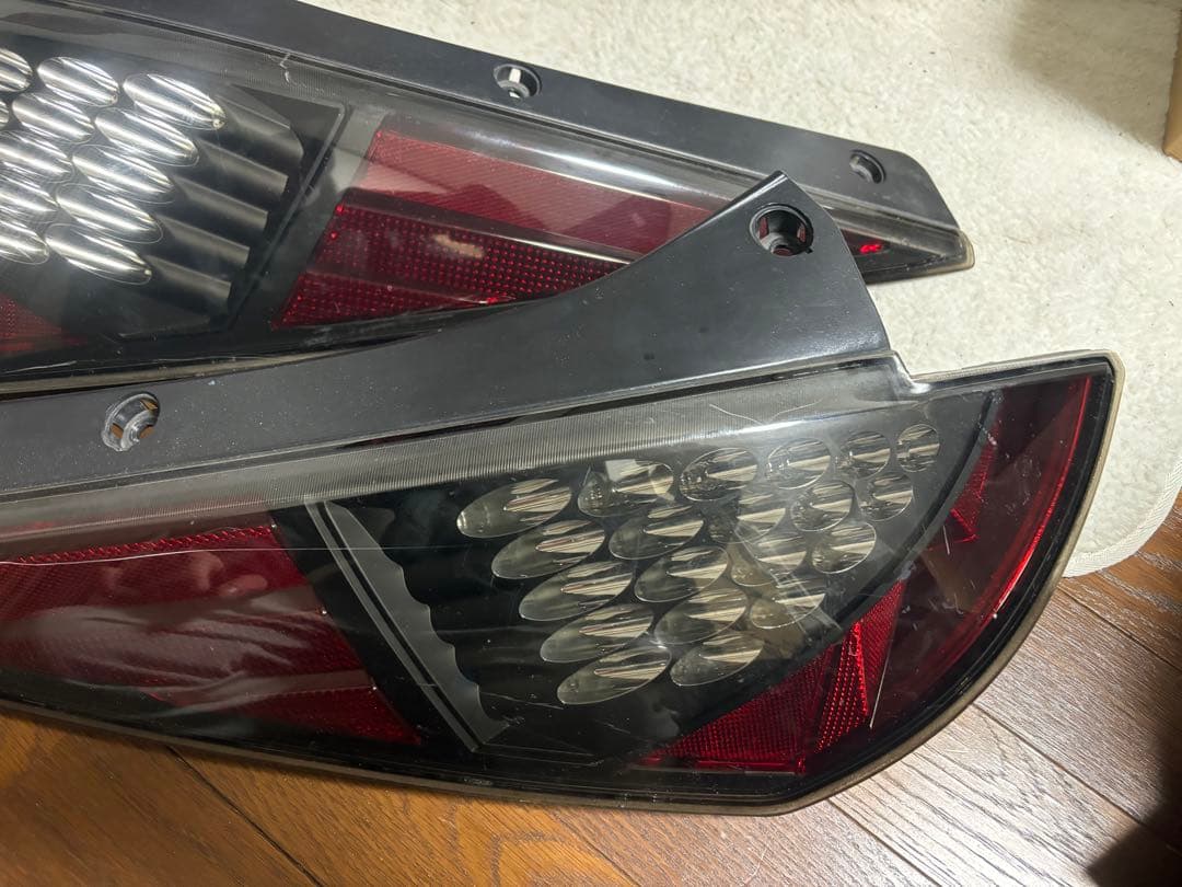 z33 テールランプ　LED