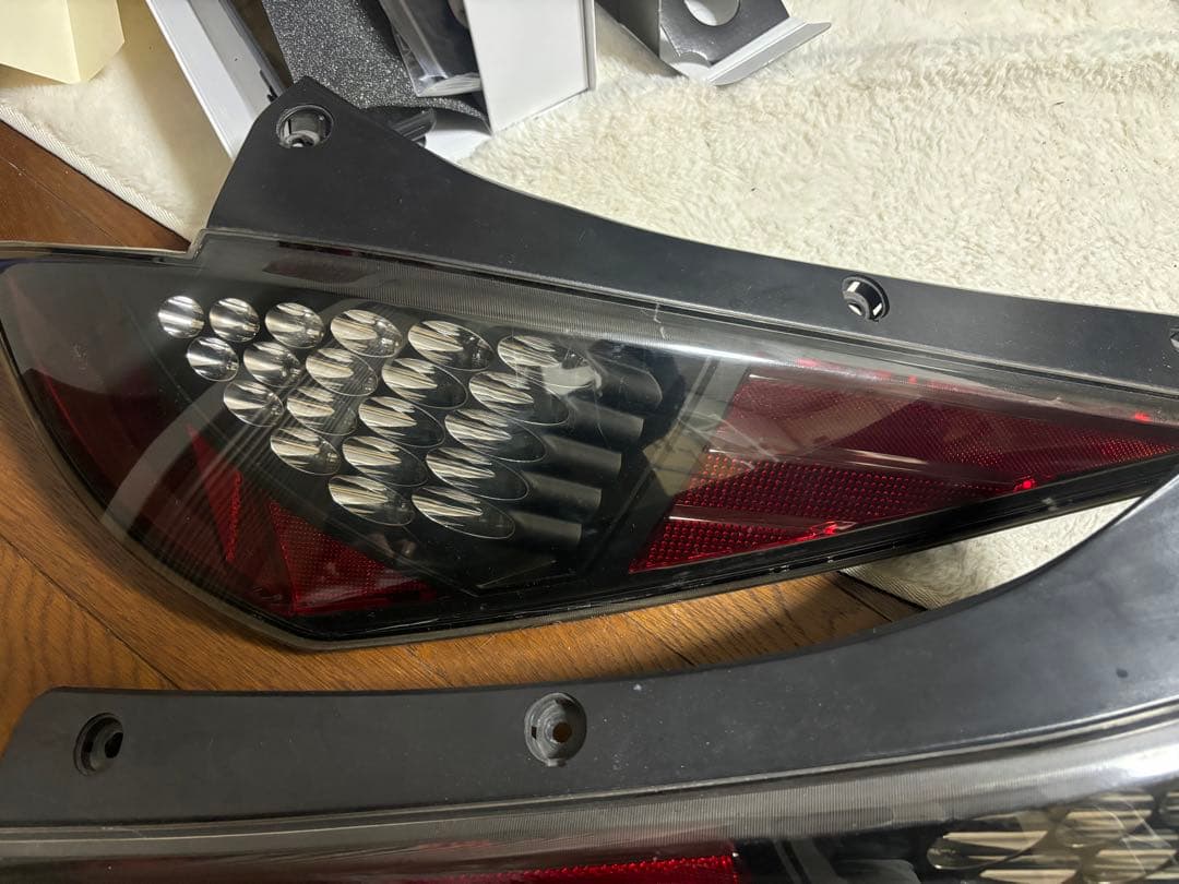 z33 テールランプ　LED