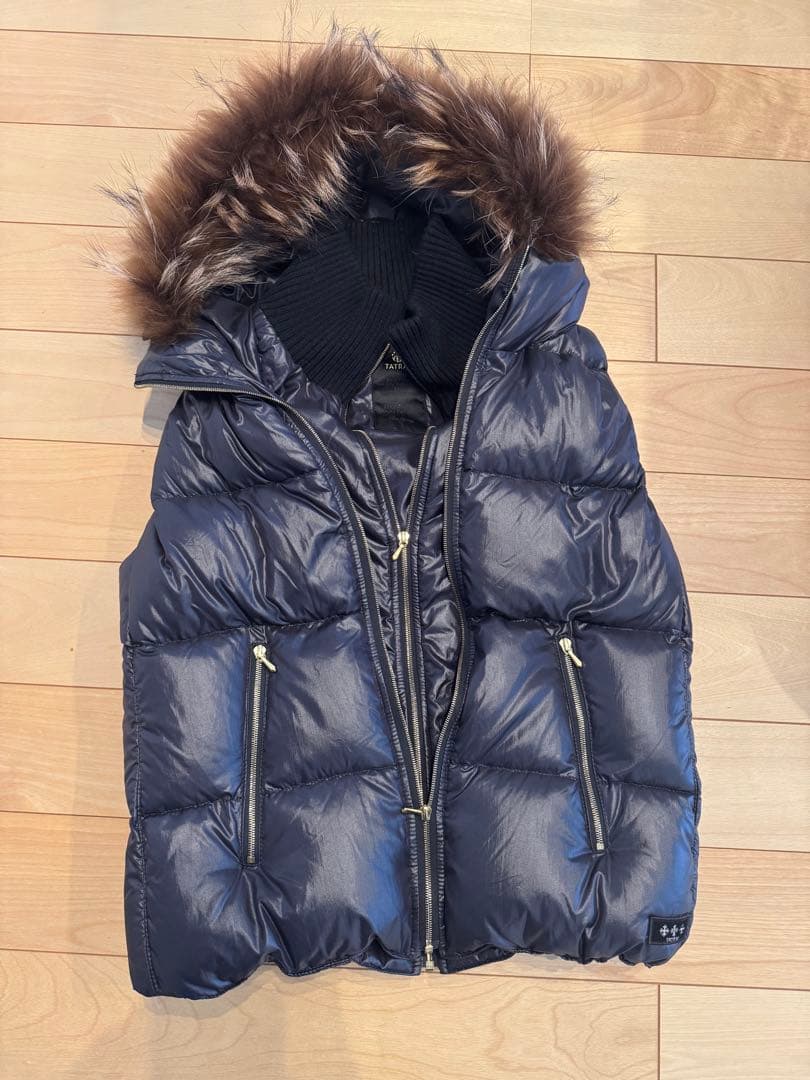 美品　TATRAS タトラス　ファー付きダウンベスト
