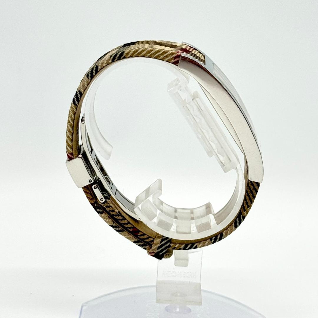 稼働品 Burberry バーバリー 腕時計 デイト ノバチェック クォーツ