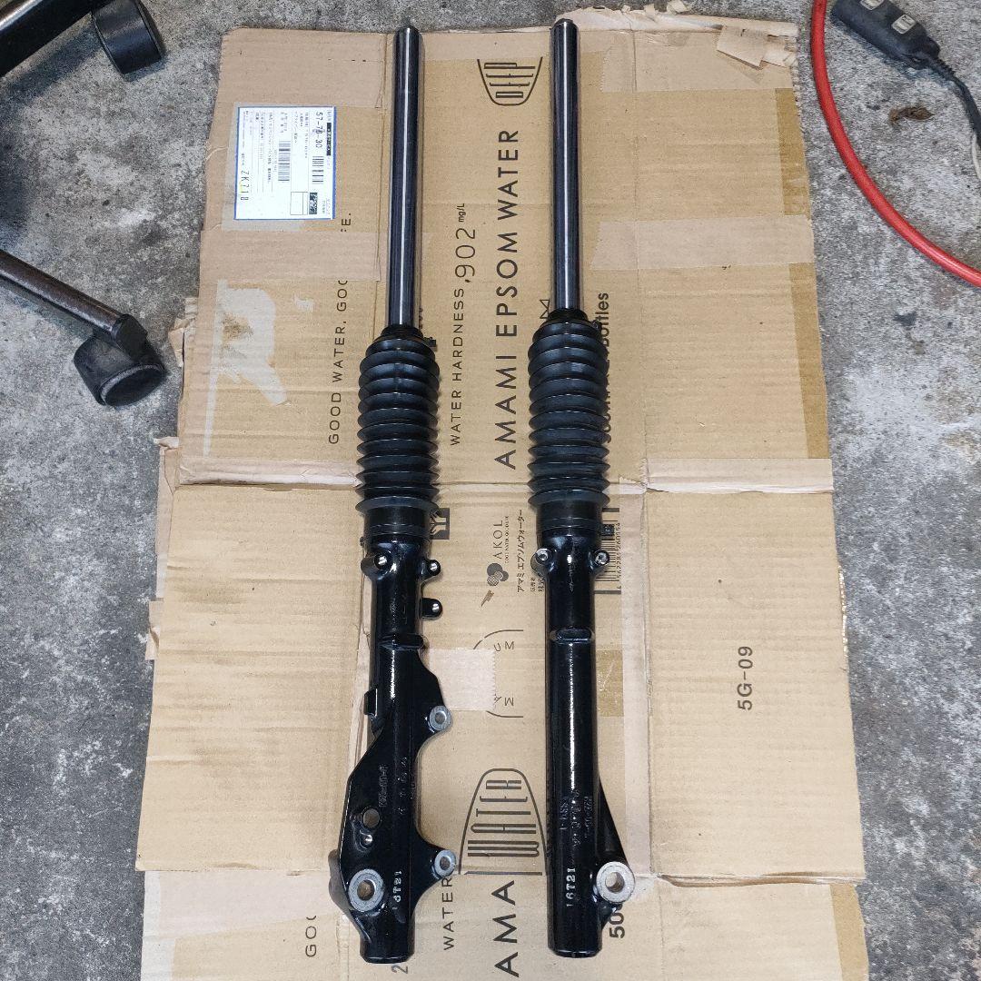 ハンターカブ　CT125　JA55　JA65　中古　フォーク左右　オイル漏れ錆無