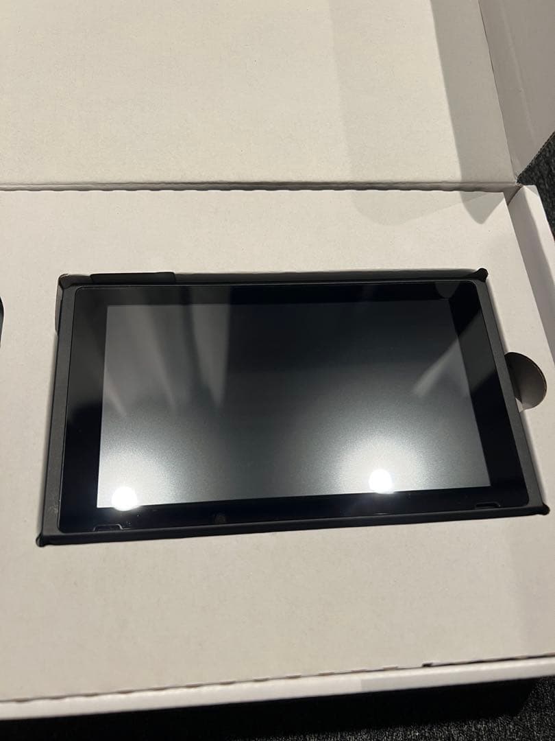 【本体美品】Nintendo Switch 本体 グレー