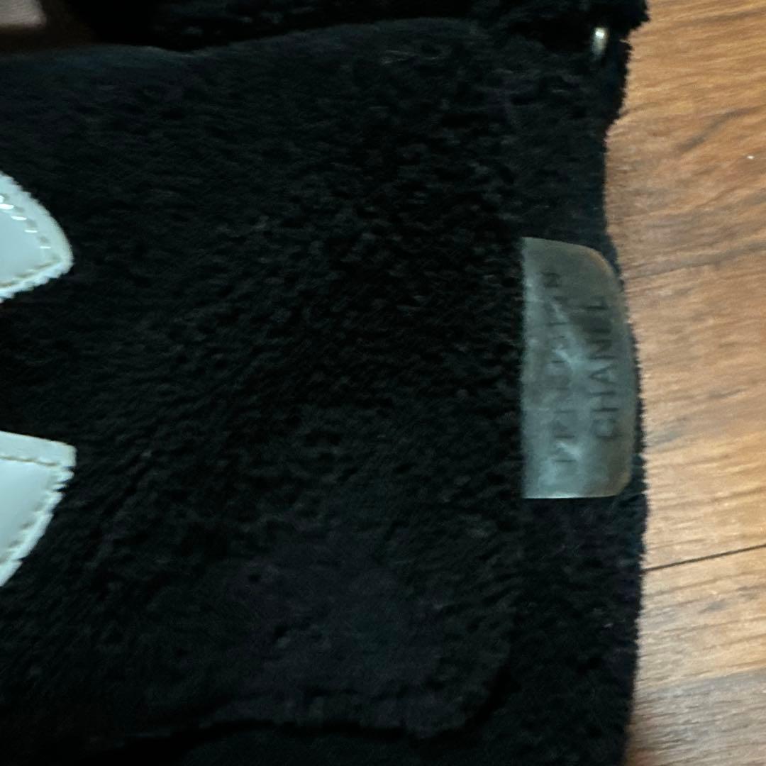 CHANEL ブラックファブリックバッグ