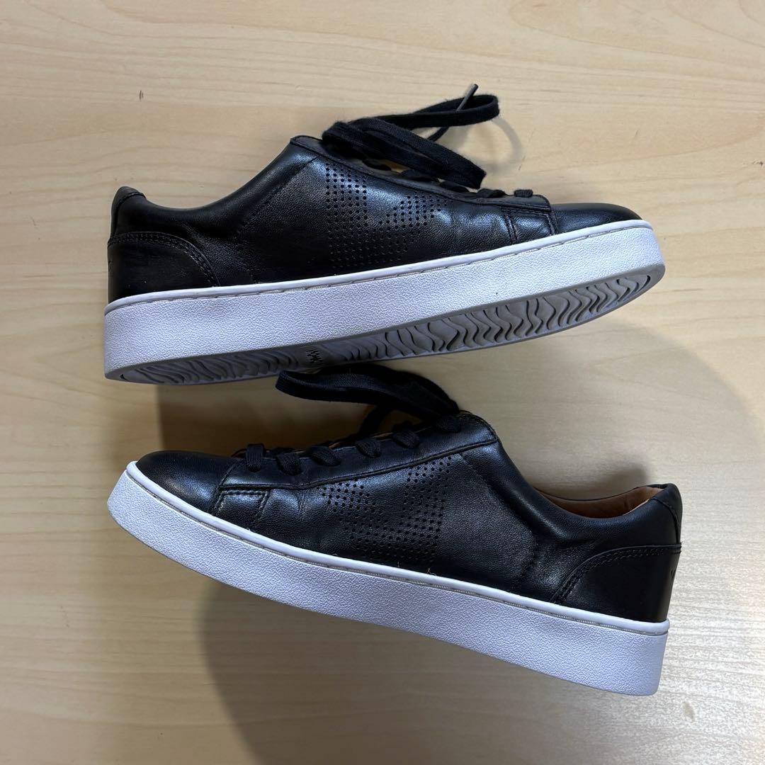 【美品】　VIONIC バイオニックHONEY レディーススニーカー　Vロゴ　黒