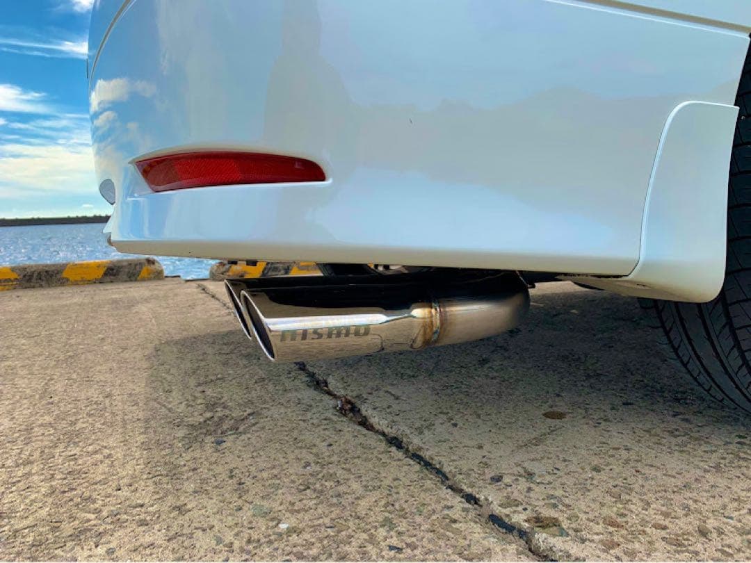 52エルグランド3.5 Nismo エキゾーストパイプ VQ35