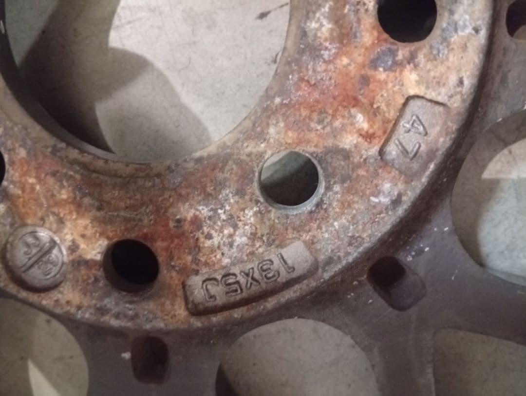 Racing Sparco 13インチ 5J 4H PCD100 114.3