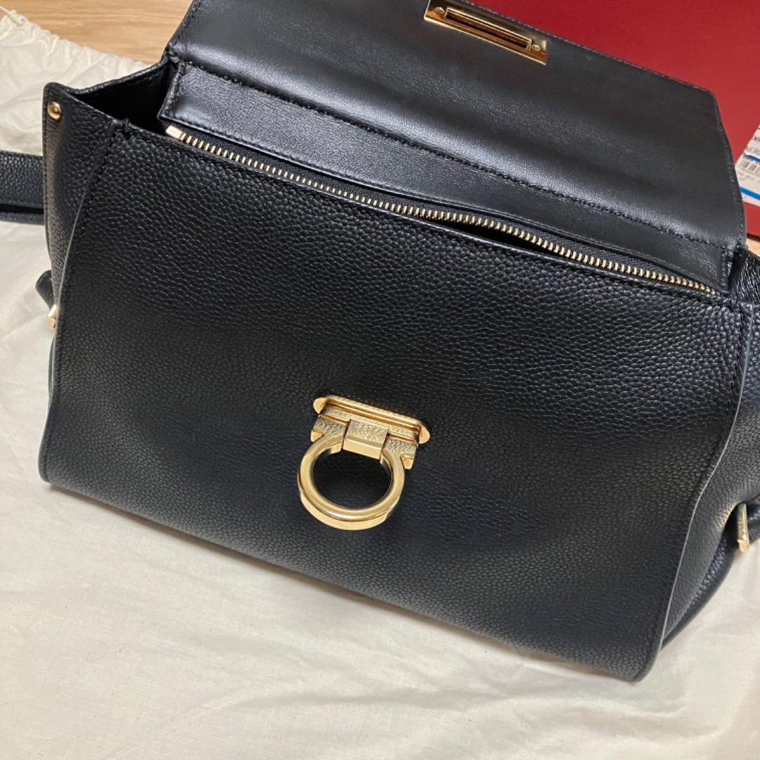 美品 Ferragamo バック/ステキな状態