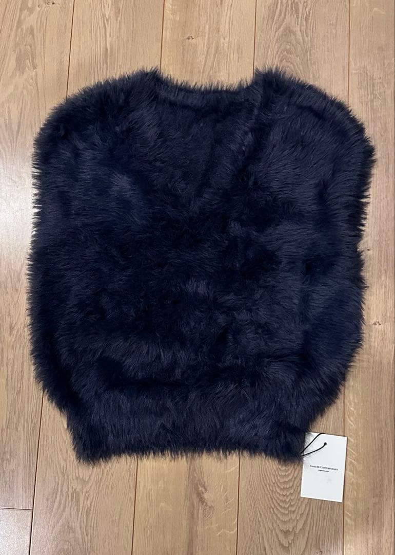 momoです。room306contemporary vest