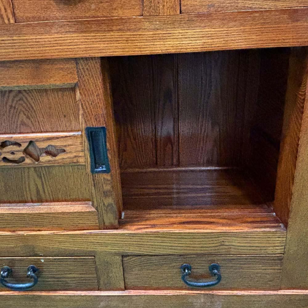 お買い得！ 高級家具 オーク(ナラ)無垢材 飾り棚 茶箪笥 レトロ 小振り