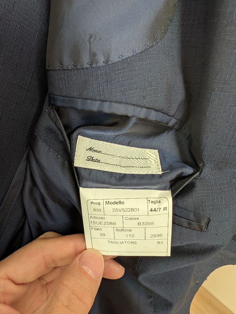 タリアトーレ　ネイビー ビジネススーツ