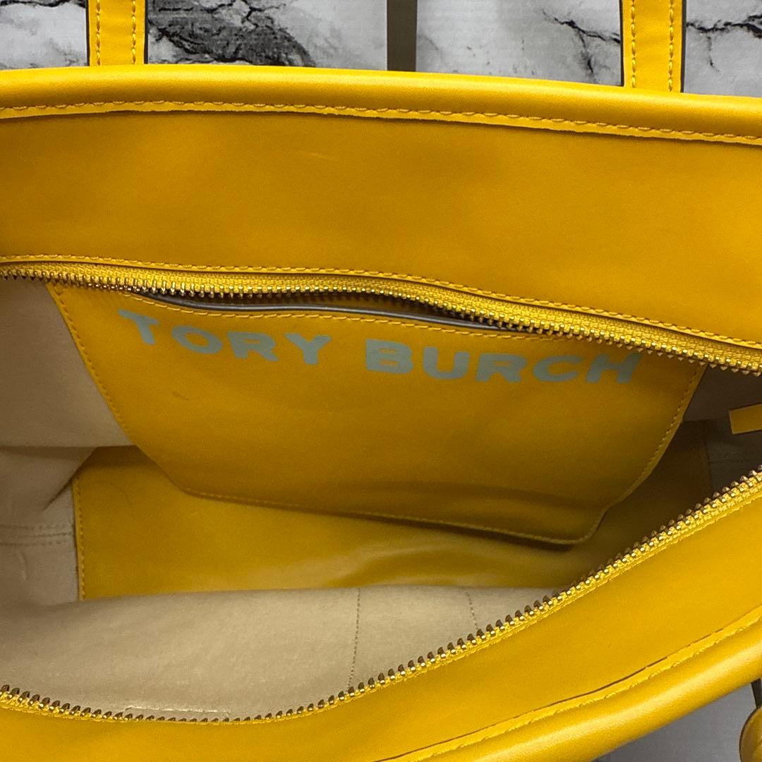 (美品)大人気、トリーバーチ、ジェミニリンク、2way、PVC、人気色、総柄、金