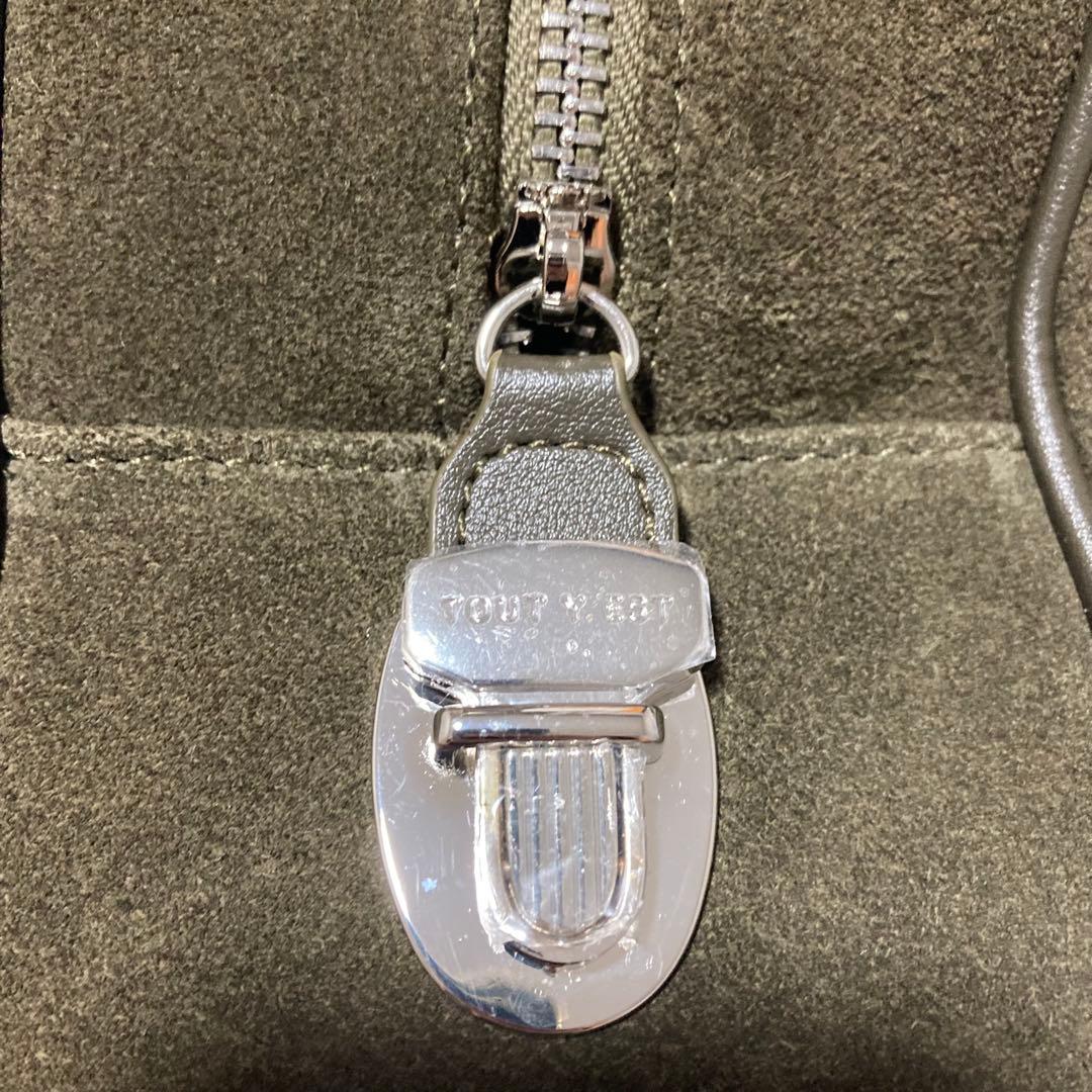 TOUT Y EST suede オリーブグリーン トートバッグ