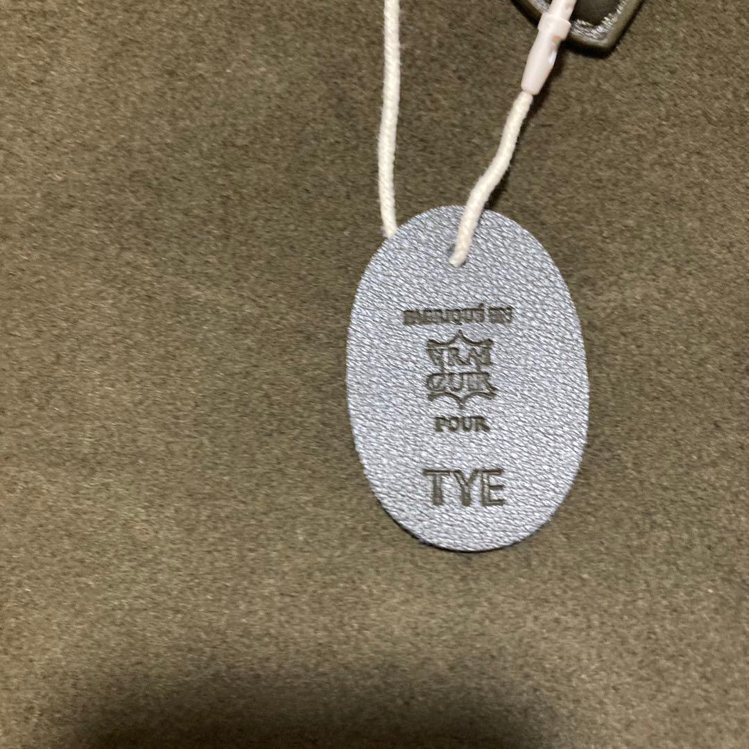 TOUT Y EST suede オリーブグリーン トートバッグ