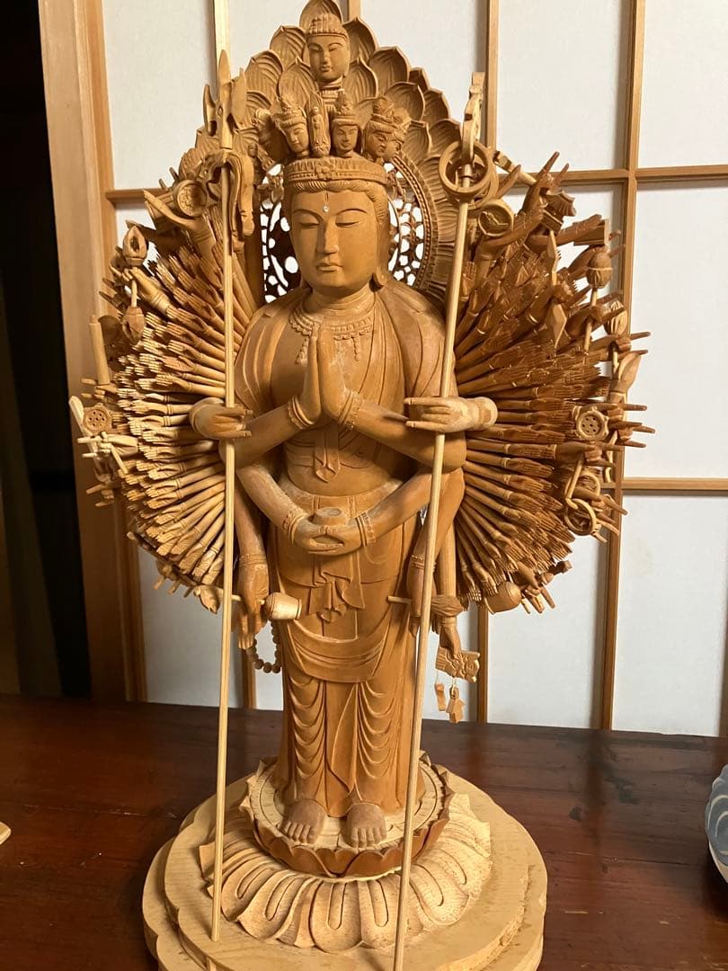 木製観音菩薩像