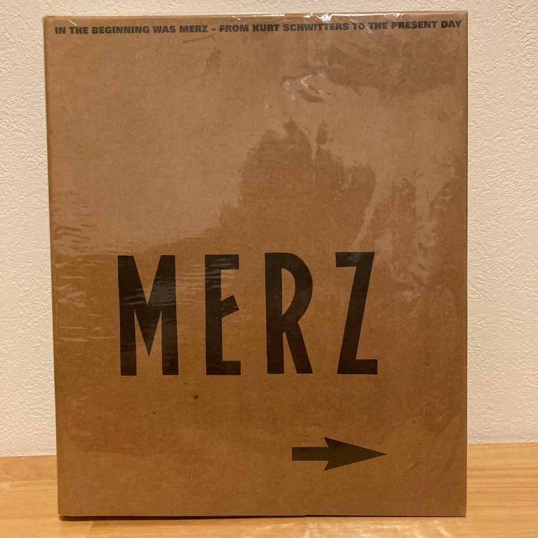  Schwitters - MERZ アートブック