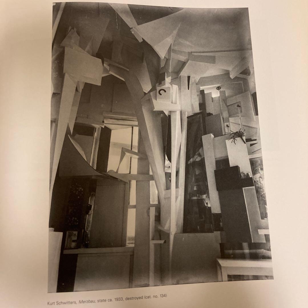  Schwitters - MERZ アートブック