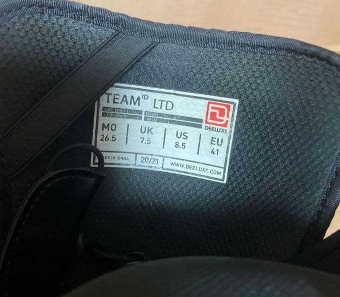 スノーボード DEELUXE TEAM ID LTD