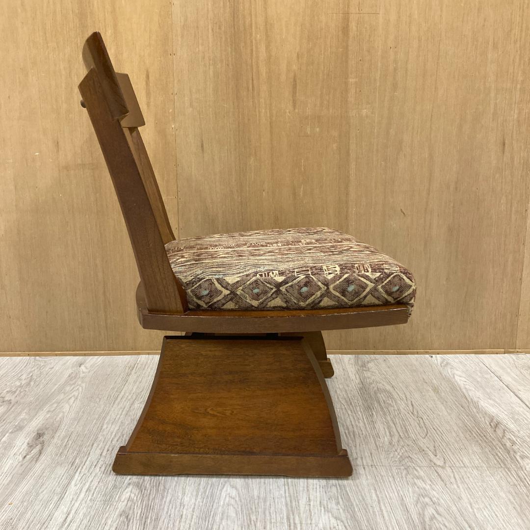 【カリモク】ロータイプ　ダイニングチェア　回転式　キャスター付き　B