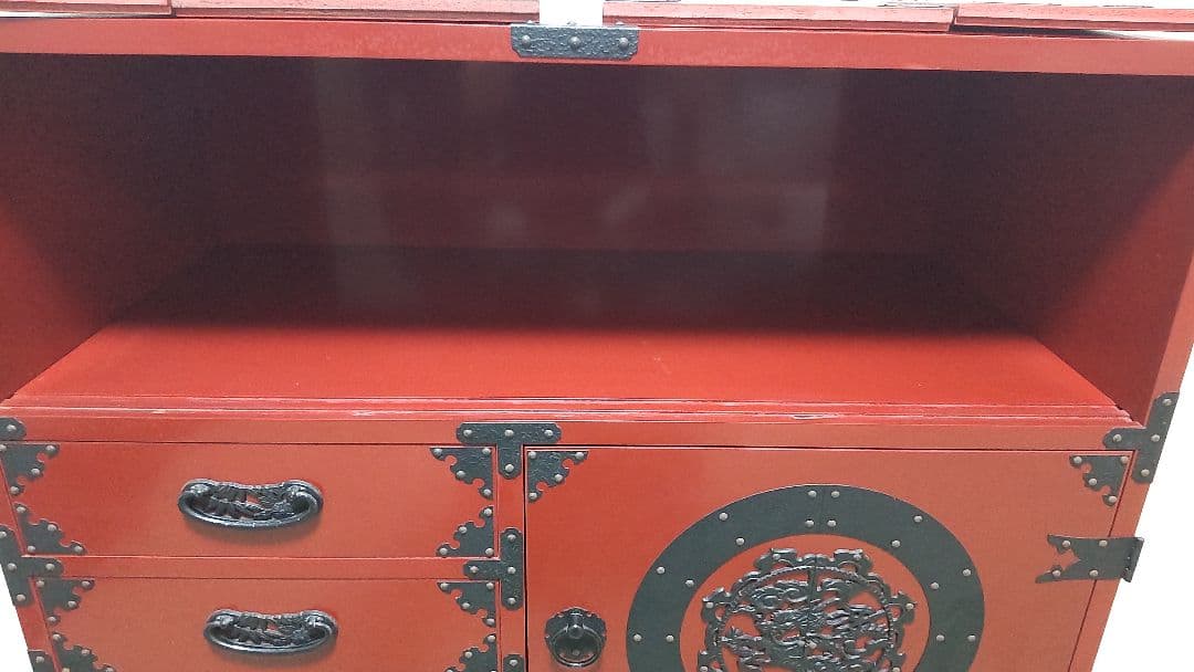 仙台箪笥 和箪笥 アンティーク 茶棚 南蛮 漆 朱色 木製 民芸 鉄金具 大型