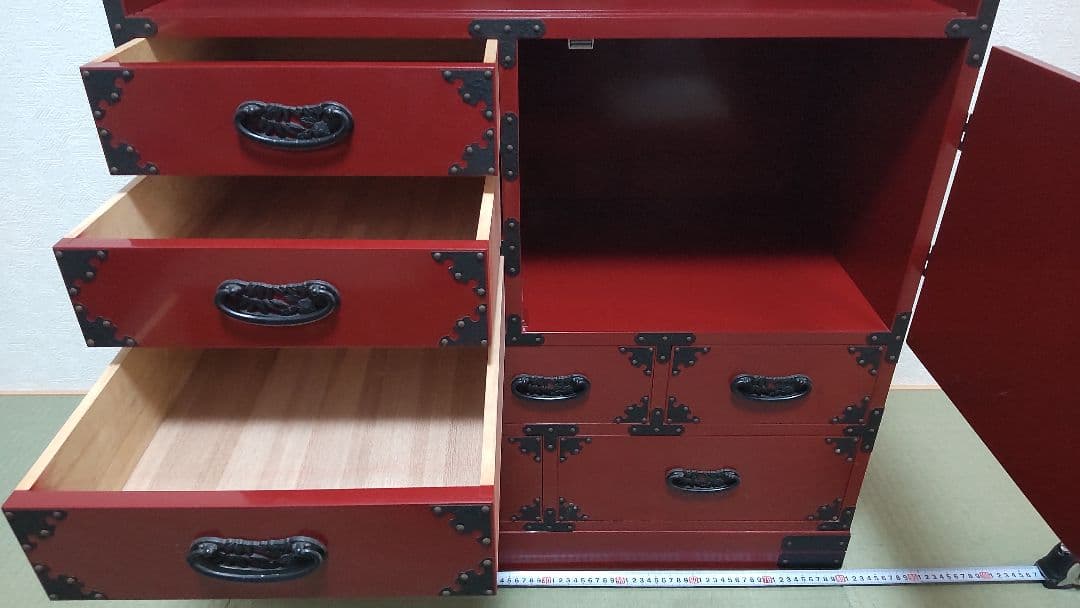 仙台箪笥 和箪笥 アンティーク 茶棚 南蛮 漆 朱色 木製 民芸 鉄金具 大型