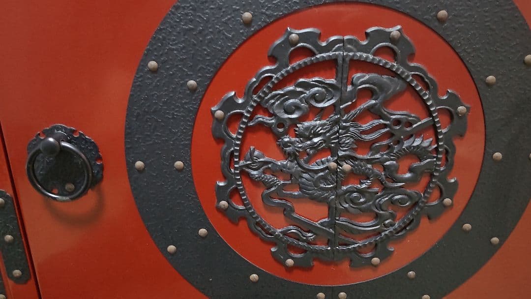 仙台箪笥 和箪笥 アンティーク 茶棚 南蛮 漆 朱色 木製 民芸 鉄金具 大型