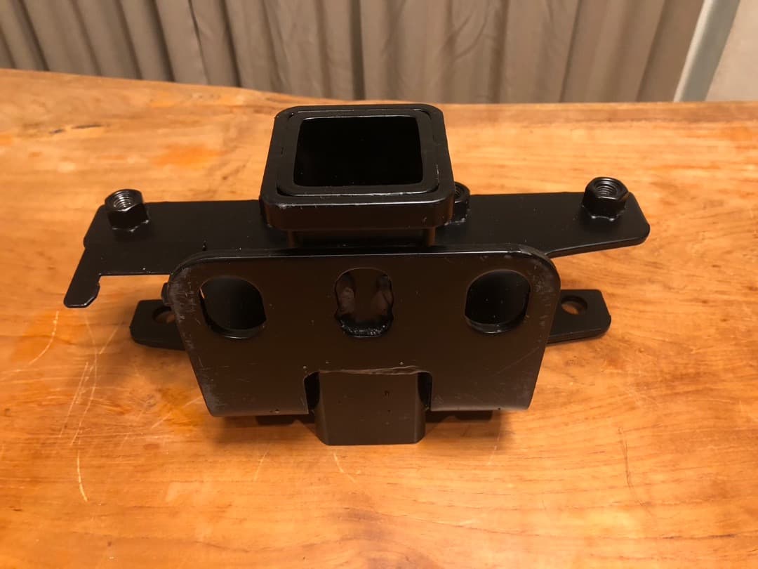 【未使用】Jeep 純正　JK・JL用　ヒッチレシーバー